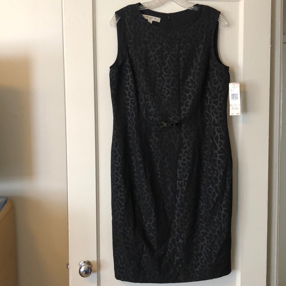 Evan-Picone Black Leopard Sheath Dress Structured Lined Buckle Detail LBD 12 NEW